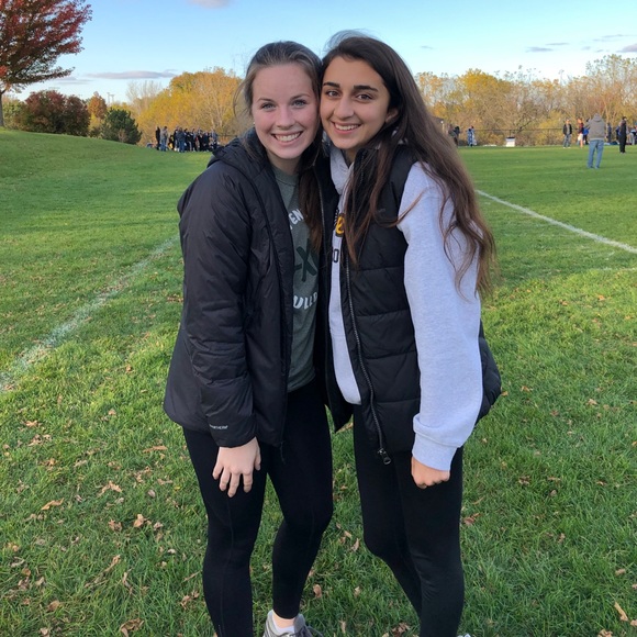 Meet your Posher, Kate - Picture 2 of 4